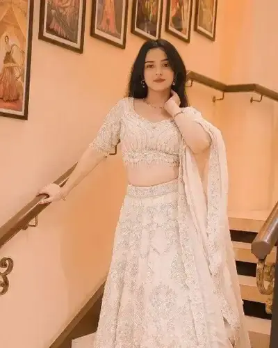 Escort Jabera